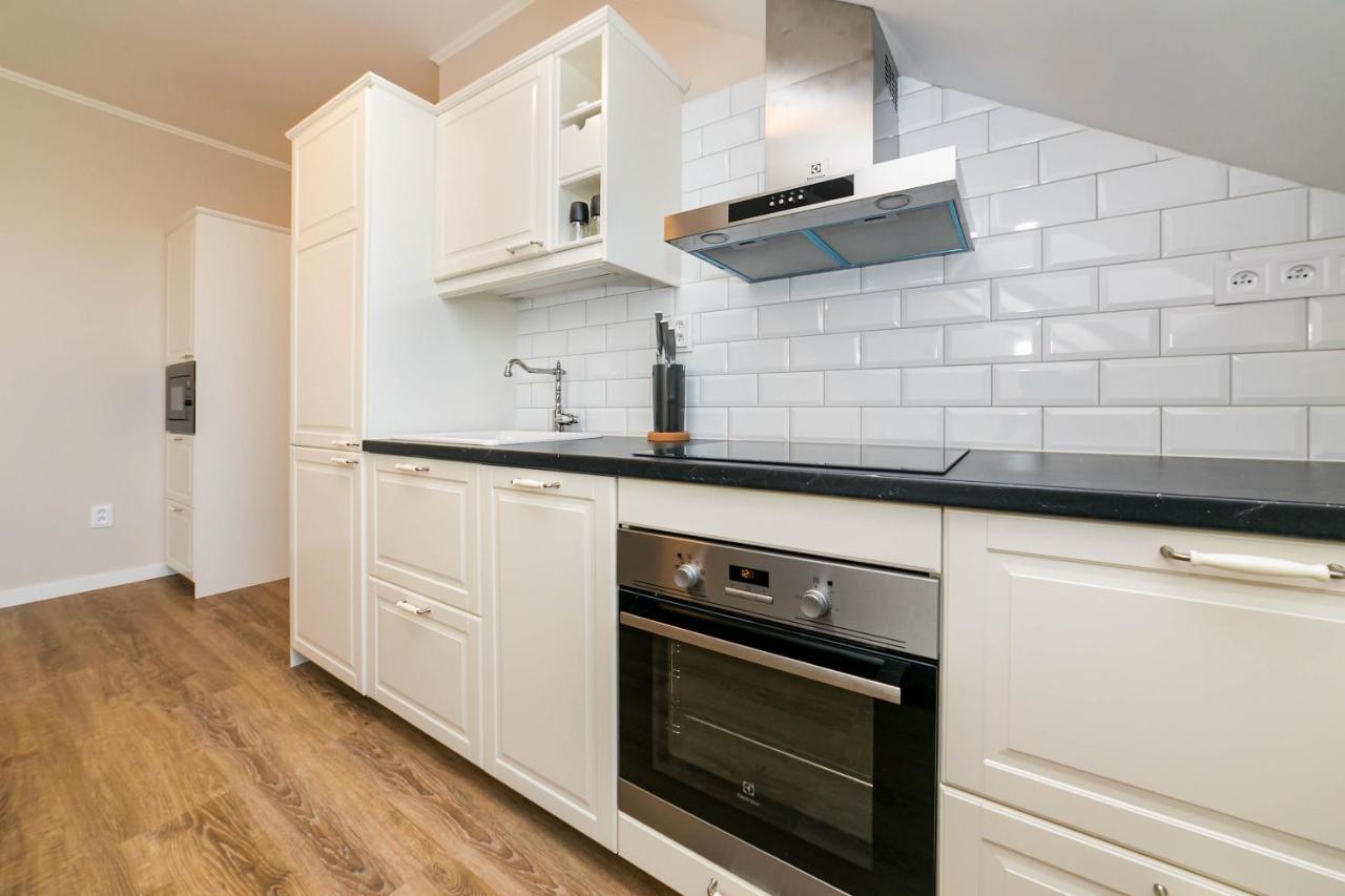 Apartman New 4 - Self Check In, Free Parking *