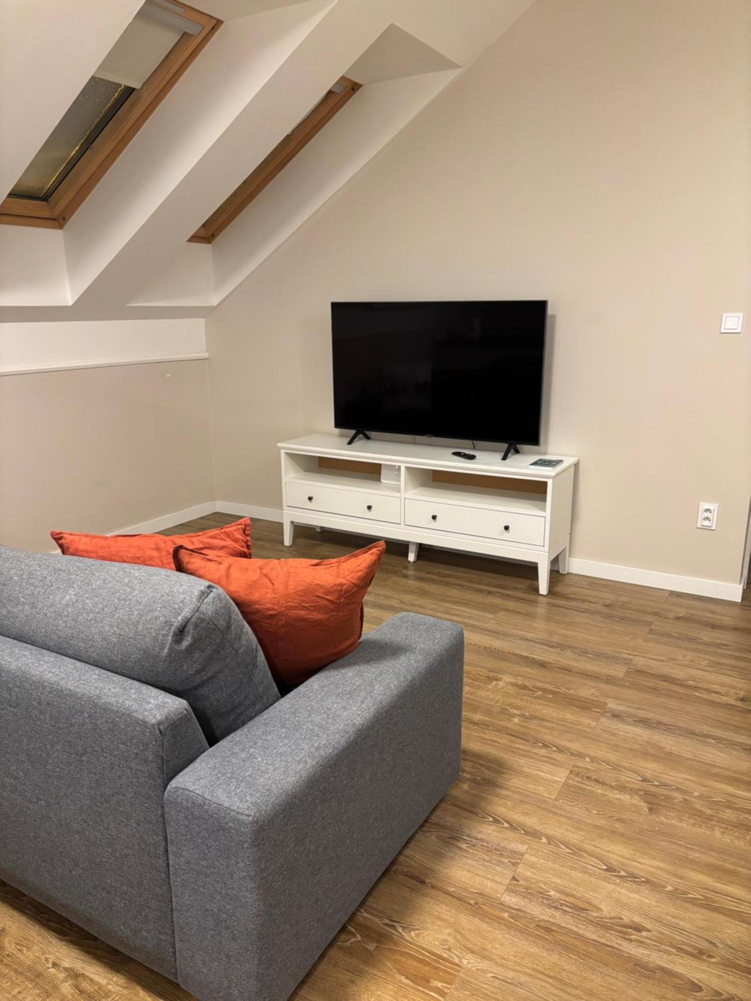 Apartman New 4 - Self Check In, Free Parking Pozsony